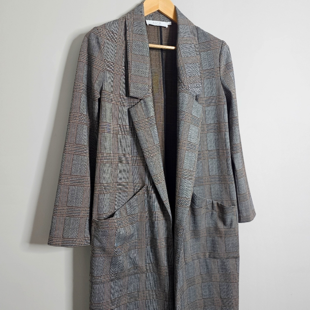 ASTR The Label Brown Black Plaid Oversized Coat Size Small - Picture 5 of 10